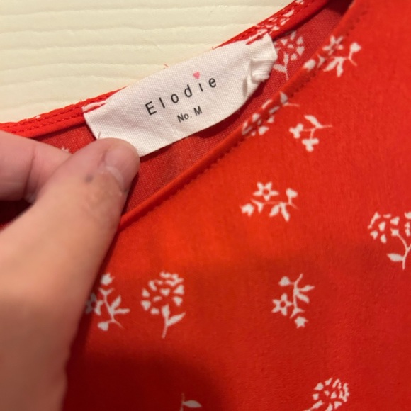 Elodie Red  Puff Sleeve Boxy Blouse with small white floral print - size medium - Picture 2 of 5